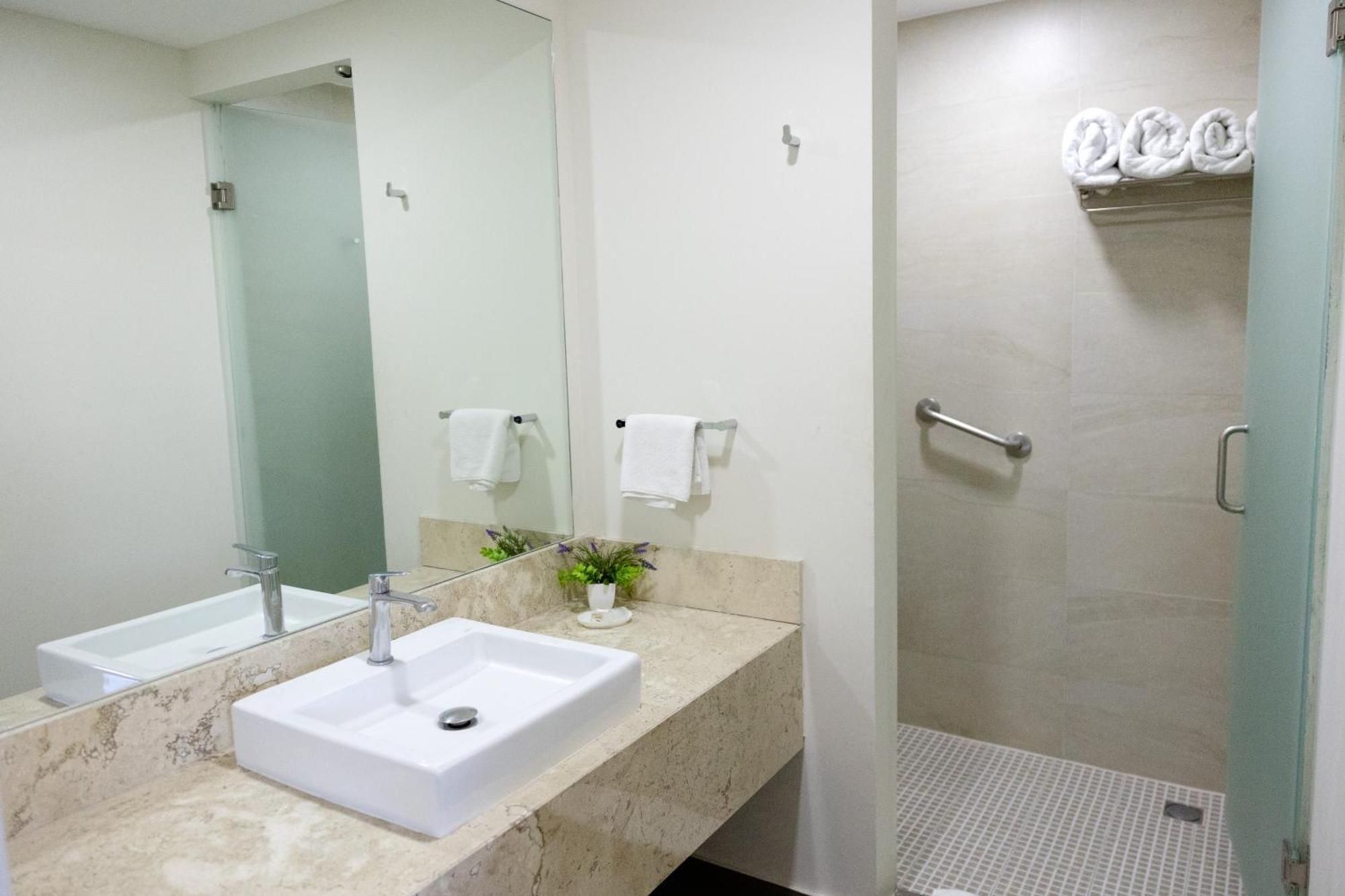 Hotel Refugio Сан Хуан де лос Лагос Екстериор снимка
